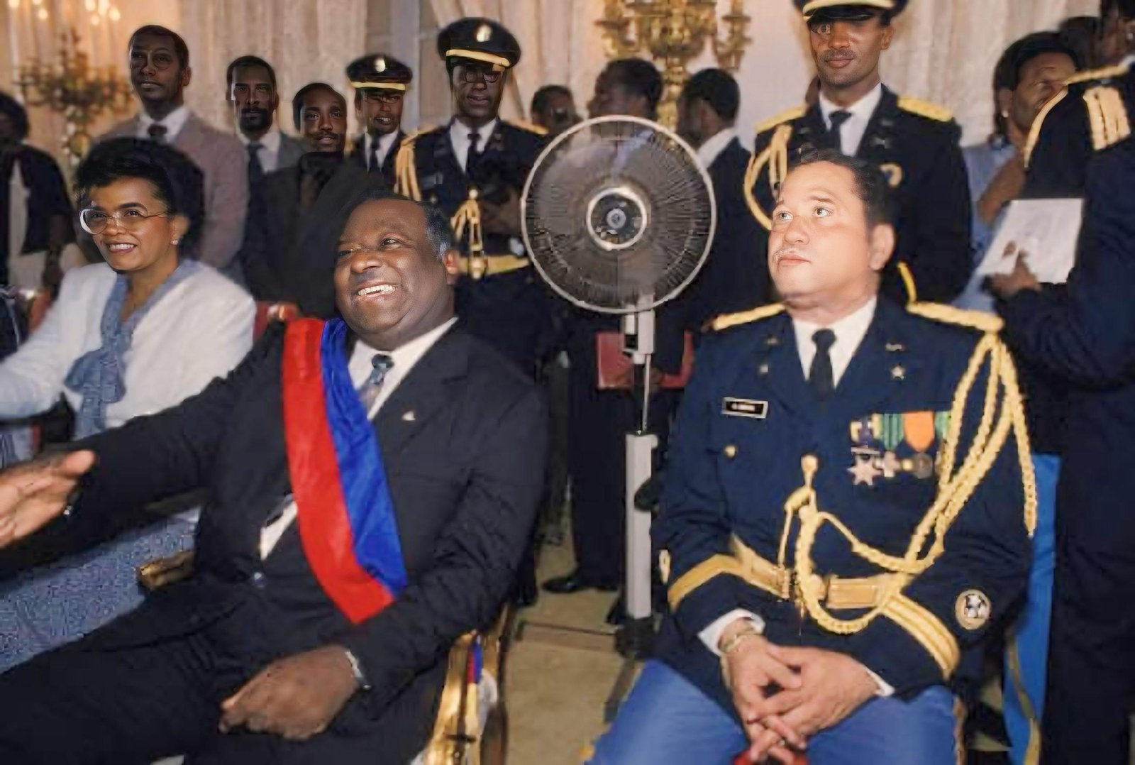 Image principale de l'article LESLY FRANÇOIS MANIGAT : UN POLITIQUE FACE A LA POLITIQUE