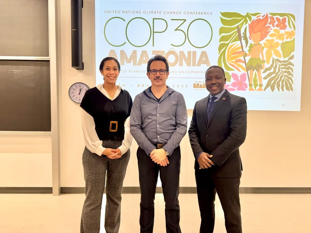 Image principale de l'article Une simulation de la COP30 à l’Université Laval dans le blog MT1969 de Michelson Thomas